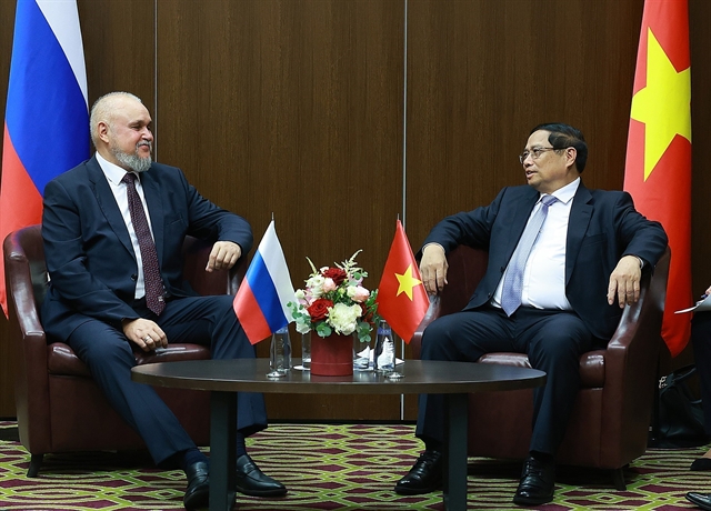 Prime Minister Phạm Minh Chính meets with Russian Minister of Energy Sergey Tsivilev in Kazan 