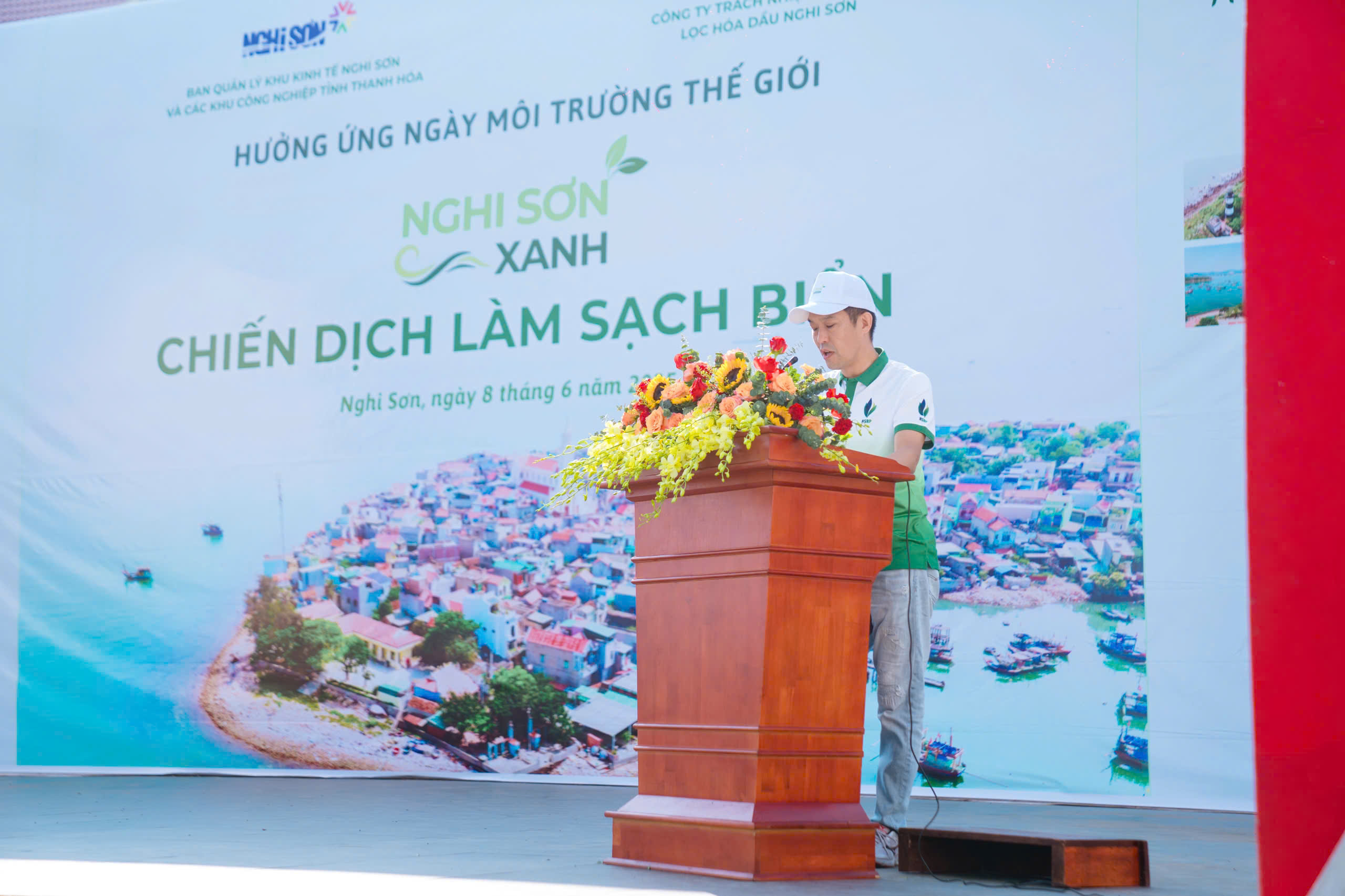Mr. Kazutaka Yamato, General Director of NSRP, officially launched the Beach Cleanup Campaign 2025