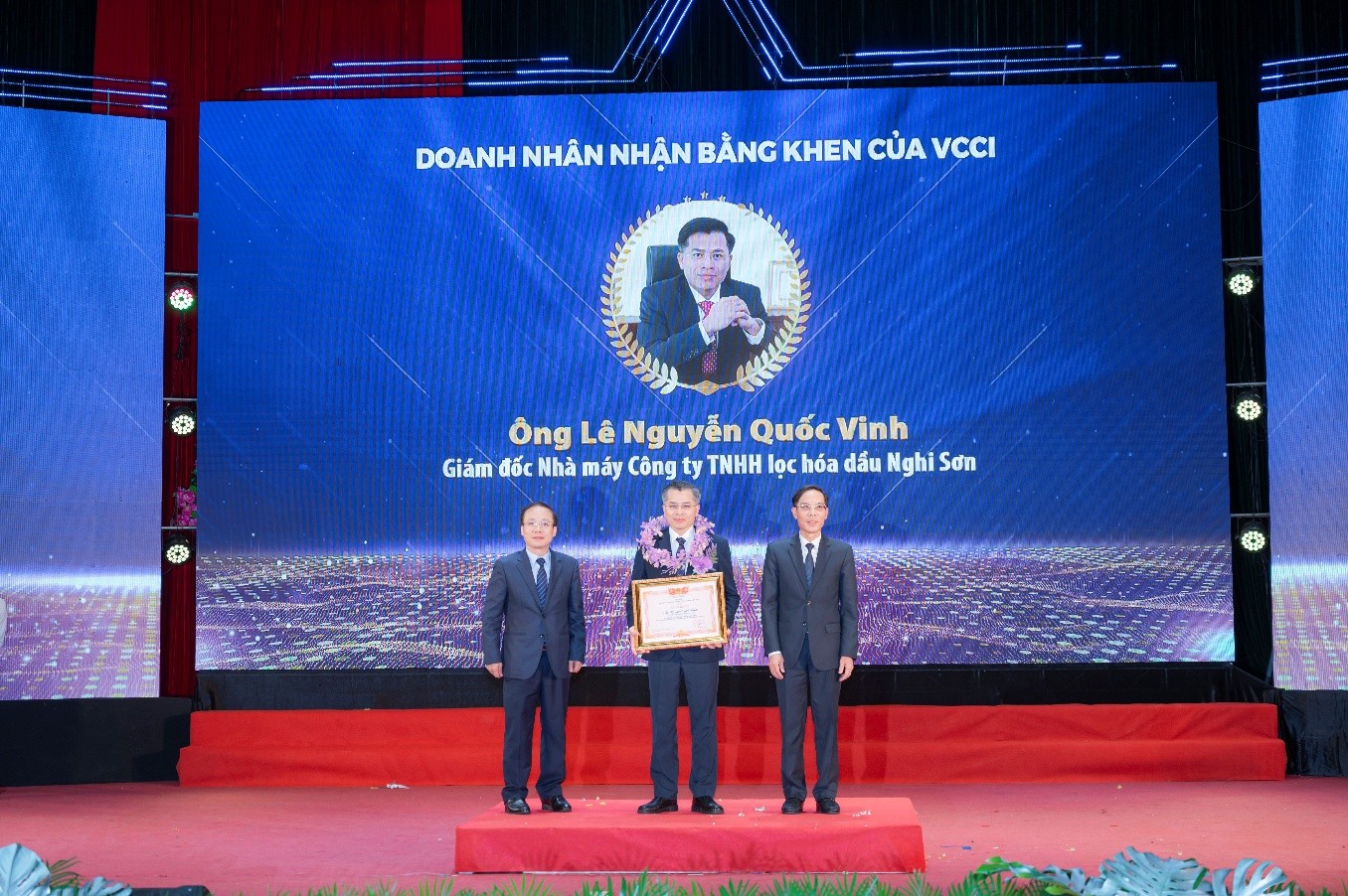 Mr. Vinh was also honored by the Vietnam Chamber of Commerce and Industry (VCCI) as an Exemplary Entrepreneur of Thanh Hoa Province 2025, acknowledging his strategic leadership and dedication to building a resilient and responsible business ecosystem.